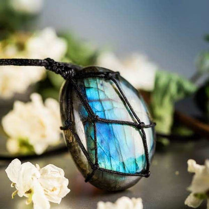 PrimeLuxe™ Dragon Heart Labradorite Necklace