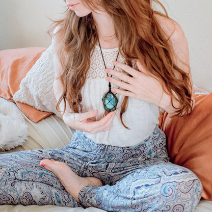 PrimeLuxe™ Dragon Heart Labradorite Necklace